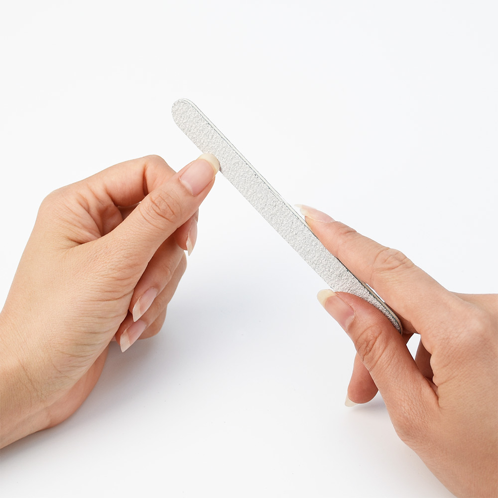 How to Choose the Perfect Nail File: A Pro’s Guide to Nail Care Essentials